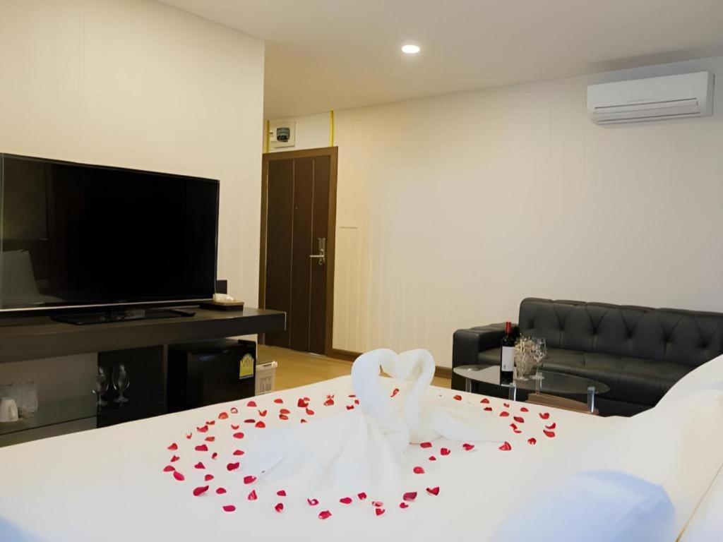 The Y Boutique Hotel Чиангмай Экстерьер фото