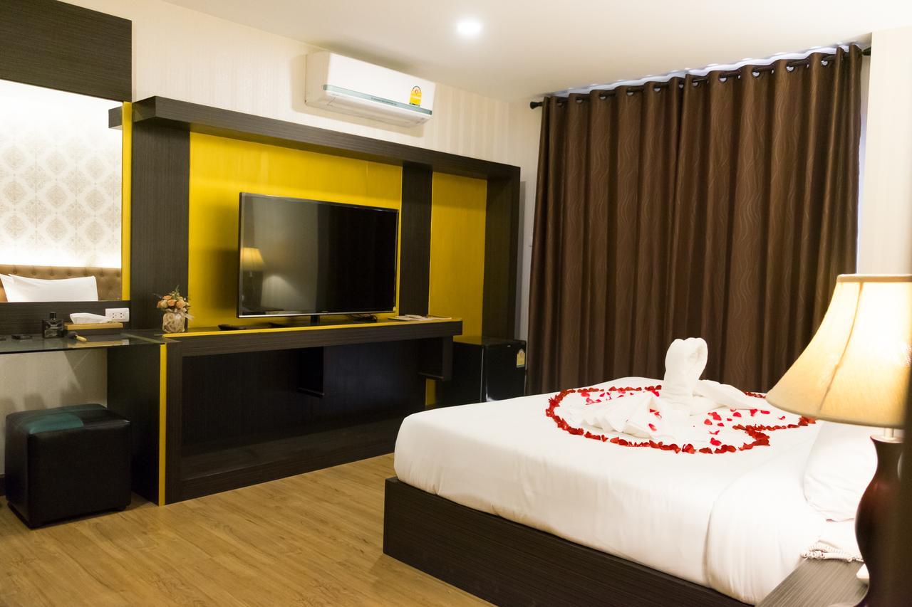 The Y Boutique Hotel Чиангмай Экстерьер фото