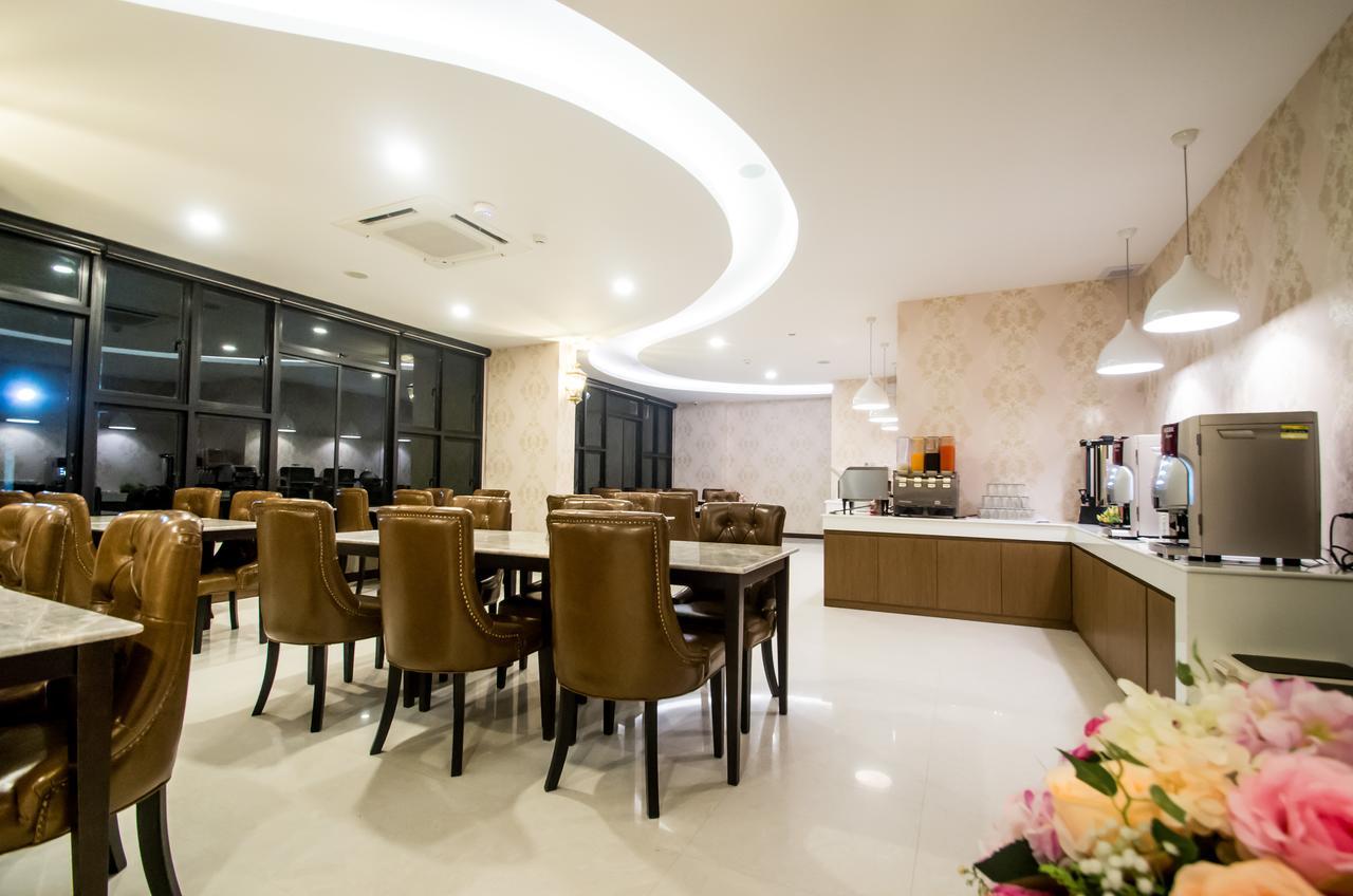 The Y Boutique Hotel Чиангмай Экстерьер фото